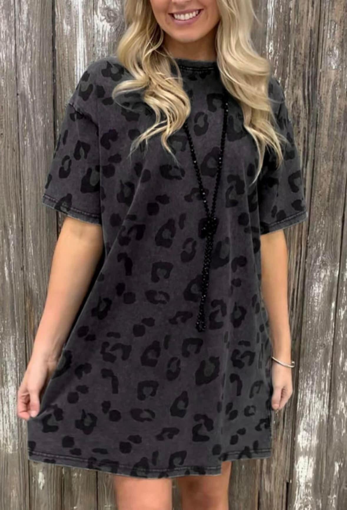 Leopard t shirt dress